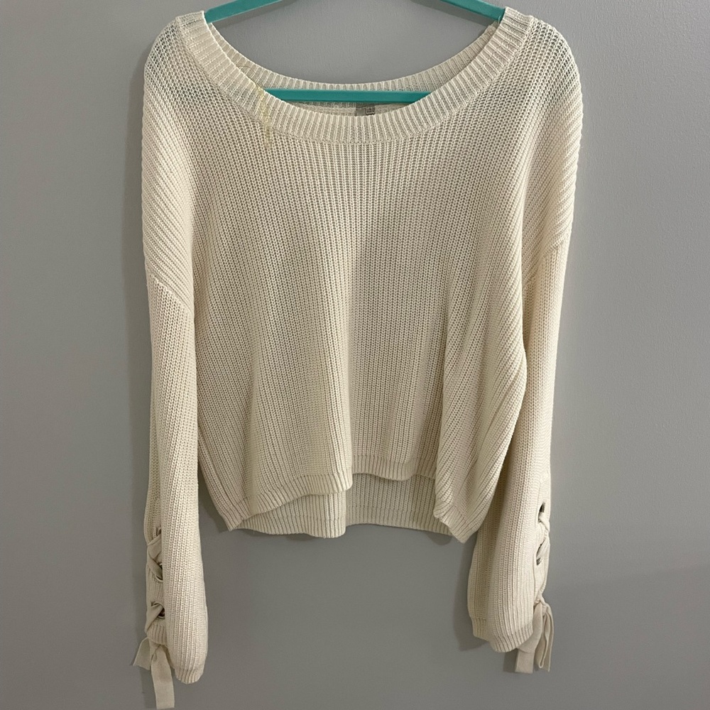 Crème sweater